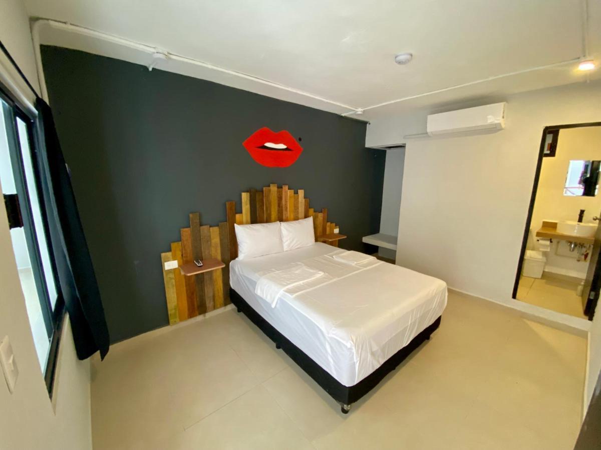 Why Not Rooftop Party Hostel Playa del Carmen Eksteriør billede