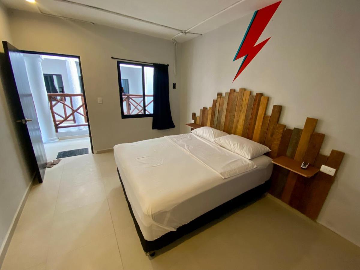 Why Not Rooftop Party Hostel Playa del Carmen Eksteriør billede